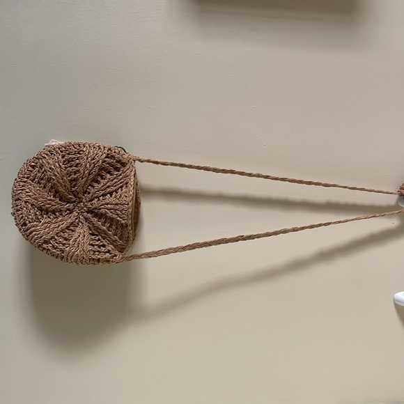 Summer round crossbody bag with zipper. Boho - Picture 4 of 4